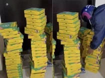 Demi Balas Dendam, Wanita Kirim 100 Pizza ke Rumah Mantan Pacar