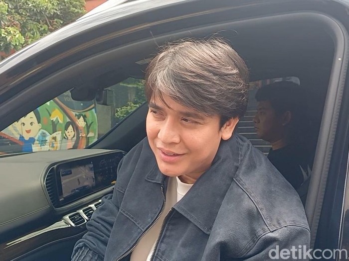 Billy Syahputra