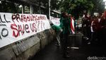 Demonstrasi Mahasiswa Kritik Kabinet Gemuk
