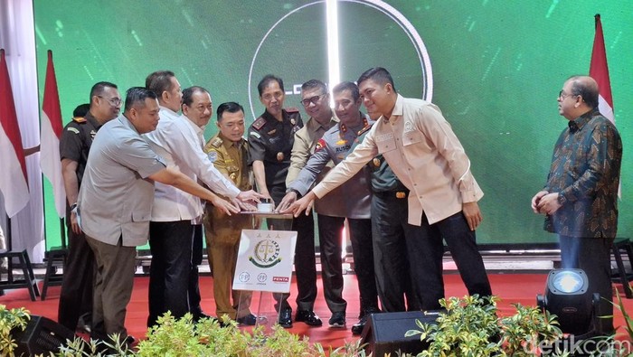 Jaksa Agung ST Burhanuddin melakukan peletakan baru pertama pembangunan Rumah Sakit (RS) Adhyaksa di Seberang Kota Jambi.