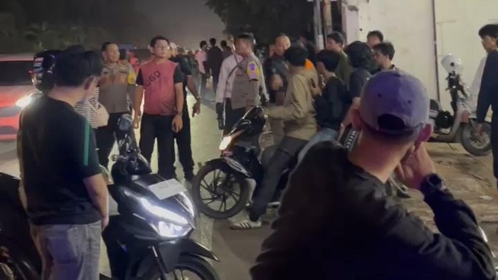 Keributan dua kelompok suporter di Bogor (dok. Istimewa)