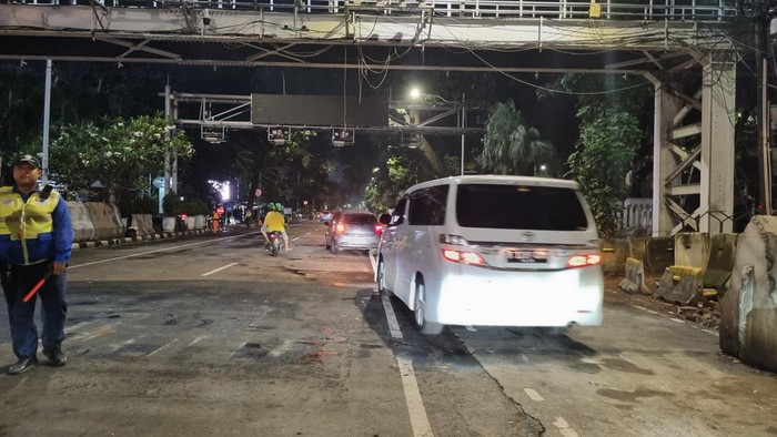 Massa aksi Indonesia Gelap bubar di Patung Kuda