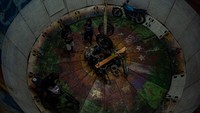 Finna bersama rekannya juga kerap mendapat uang saweran dari para penonton yang hadir dan menyaksikan pertunjukan itu. Uang yang didapat kemudian dibagi dengan kru lainnya.