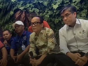 Video: Menaker-Wamenaker Duduk Bareng Driver Ojol, Dengar Curhatan Massa