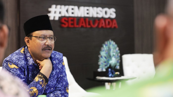 Menteri Sosial Saifullah Yusuf