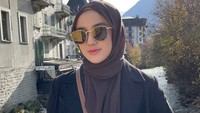 Wirda Mansur dikenal juga sebagai putri dari ustaz Yusuf Mansur, menarik perhatian karena ditagih utang oleh anggota dari bisnis yang didirikannya. Foto: Instagram @wirda_mansur