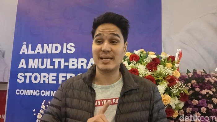 Mischa Chandrawinata