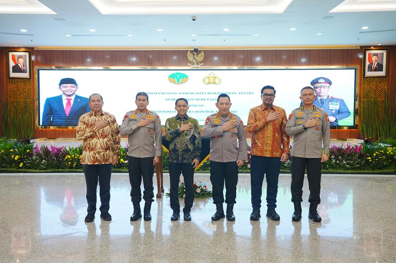 MoU antara Kemenhut dengan Polri soal pennganan kebakaran hutan. (Dok Polri)