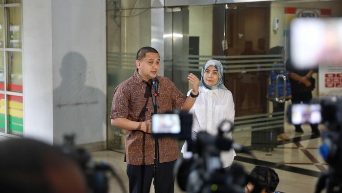 Wali Kota Makassar dan Wakil Wali Kota Makassar terpilih, Munafri Arifuddin dan Aliyah Mustika Ilham hari ini menjalani pemeriksaan kesehatan di kantor Kementerian Dalam Negeri (Kemendagri).