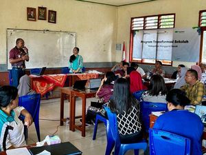 Pegadaian & Garuda Indonesia Wujudkan Transformasi Sekolah di Pulau Komodo