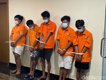 Video: Tampang 5 Perampok yang Bunuh Nenek di Bekasi