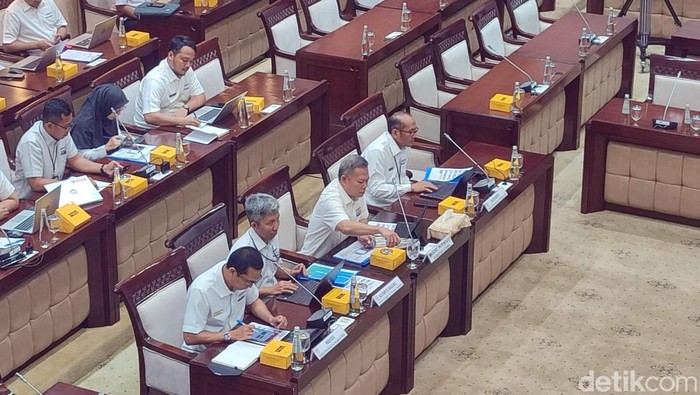 Rapat LMAN di DPR, Senin (17/2/2025).