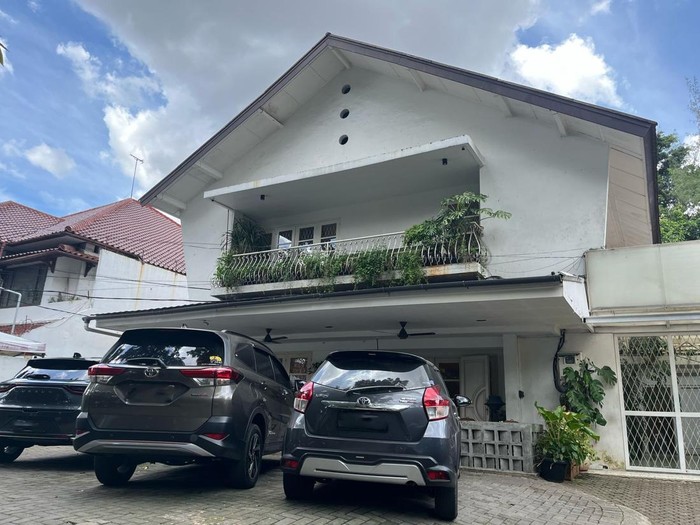 Rumah Arsitektur Jengki di Panglima Polim, Kebayoran Baru, Jakarta Selatan Rumah Arsitektur Jengki di Panglima Polim, Kebayoran Baru, Jakarta Selatan