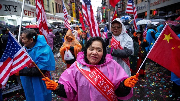 Revelers attend the Lunar New Year parade, celebrating the Year of the Snake, in the Chinatown neighborhood of New York City, U.S., February 16, 2025. REUTERS/Eduardo Munoz