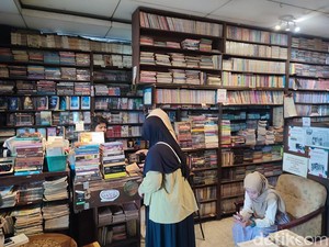 Taman Bacaan Hendra, Tujuan Wisata Literasi Bergizi di Cihapit Bandung