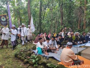 Melihat Tradisi Mapag Ramadan Ala Warga Ciamis di Gunung Jaha