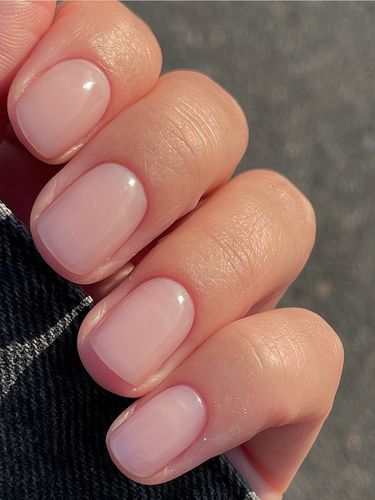 Tren manikur soap nails yang viral.