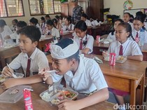 Guru Besar FK UI Imbau Sisa Makanan MBG Tak Dibawa Pulang, Ini Alasannya