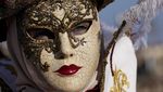 Uniknya Festival Topeng di Venice Italia