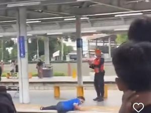 Video: Kata KAI soal Pria Berbaju Persib Dikejar Sampai Lompat Peron