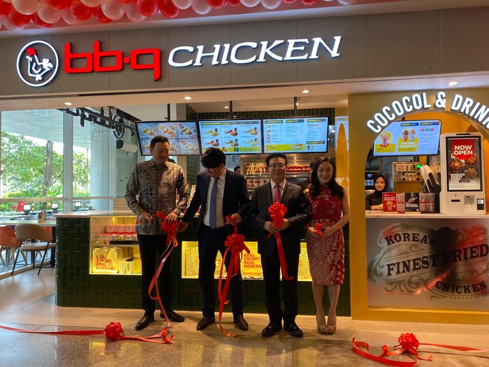 Ada Ayam Goreng Korea Juicy di Resto Ayam Populer di Drakor