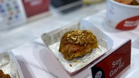 Di Indonesia, BB.Q Chicken sedang dalam proses sertifikasi Halal MUI sehingga ayam goreng ini bisa dinikmati semua orang. Foto: Site News