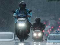 Mengapa Sudah Musim Kemarau Masih Sering Hujan? Ini Kata BMKG