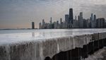 Cuaca Ekstrem, Tepi Danau Michigan Membeku
