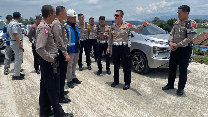 Jajaran dirlantas Polda Jateng Cek Tol Jogja-Solo, Klaten.