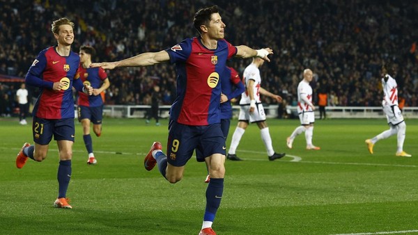 Gol Lewandowski Bawa Barcelona ke Puncak Klasemen Liga Spanyol