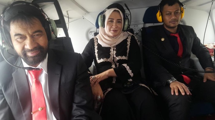 Gubernur Aceh Mualem naik helikopter polisi. (Dok Polda Aceh)