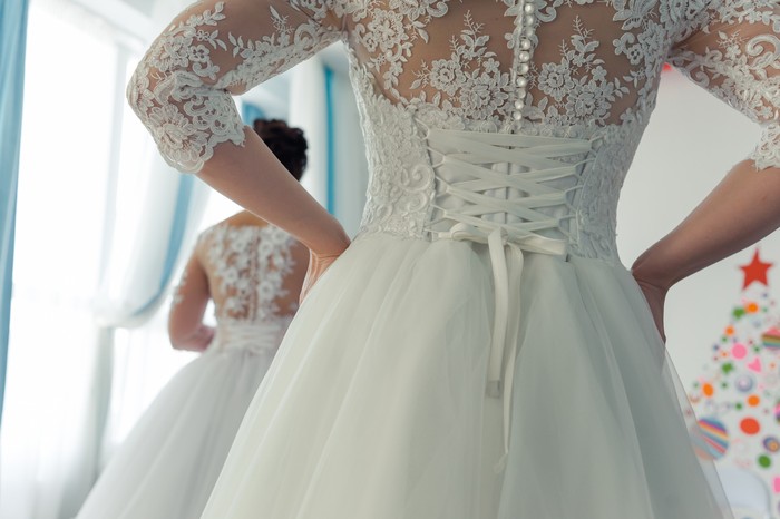 Ilustrasi gaun pengantin