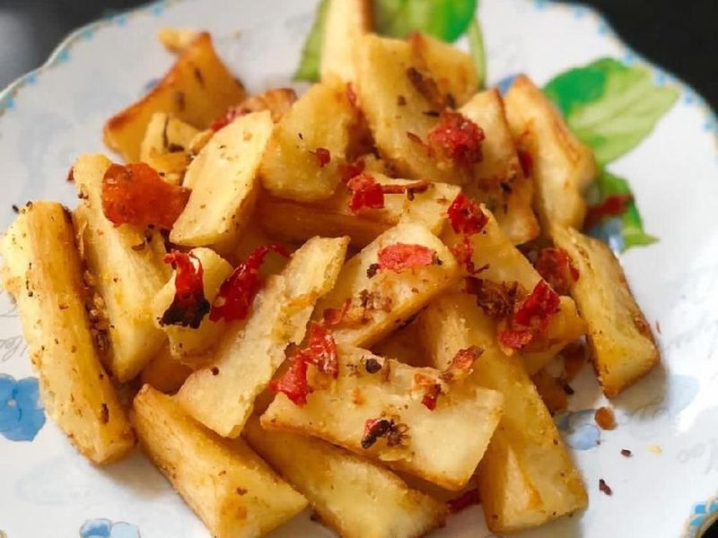 Ini Tips Mudah Bikon Singkong Goreng  Merekah dan Lembut