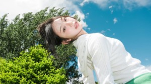 Ini Leesol, member tertua KiiiKiii. Bernama asli Lee Su Min, dia mengambil posisi rapper dalam grup.