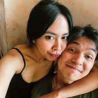 Aktor Marcell Darwin dan istrinya juga sempat menceritakan perihal hamil di luar nikah yang mereka alami. Klarifikasi tersebut diungkapkan melalui akun YouTube-nya. Foto: Instagram@marcelldarwin