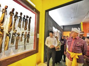 Kunjungi Museum-Candi di Malang, Menbud Dorong Budaya RI Mendunia
