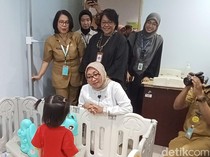 Video: Menteri PPPA Tinjau Cek Kesehatan Gratis, Soroti Dampak Main Gadget