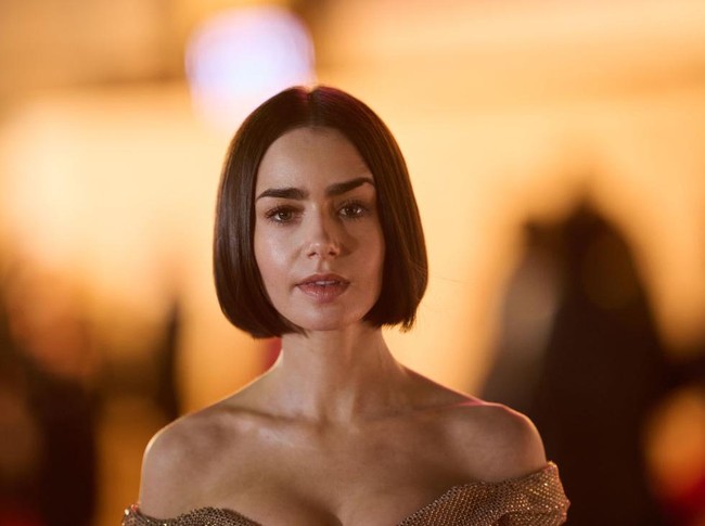 BEVERLY HILLS, CALIFORNIA - JANUARY 05: Emma Stone attends the 82nd Annual Golden Globe Awards at The Beverly Hilton on January 05, 2025 in Beverly Hills, California. (Photo by Axelle/Bauer-Griffin/FilmMagic)