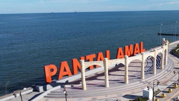Pantai Amal Tarakan.