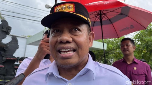 Pj Gubernur Bali Sang Made Mahendra Jaya di Korem 163/Wira Satya di Denpasar, Selasa (18/2/2025).