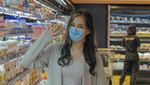 Pose Cantik Yasmine Ow, Mantan Istri Aditya Zoni Saat di Restoran