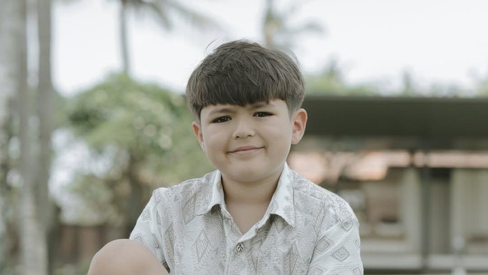 Potret El Barack dan Hagia Anak Jessica Iskandar