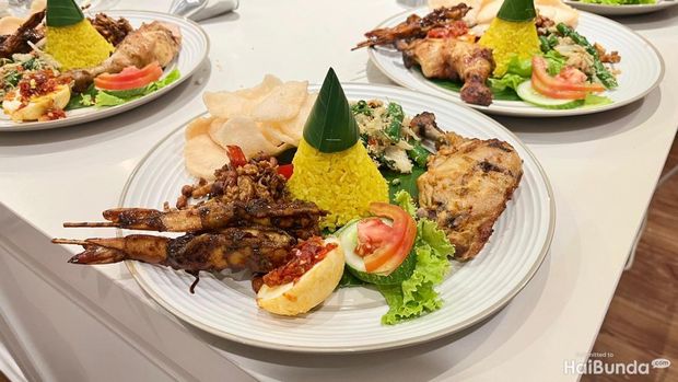 Tumpeng Nasi Kuning