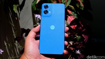 Mulai dijual 25 Februari mendatang, harga Motorola Moto G45 5G 8/256 GB di Indonesia adalah Rp 2.599.000. Foto: detikINET/Anggoro Suryo Jati