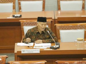 HNW Ingatkan Kemenag Tak Pangkas Dana BOS Madrasah: Tak Sejalan Inpres