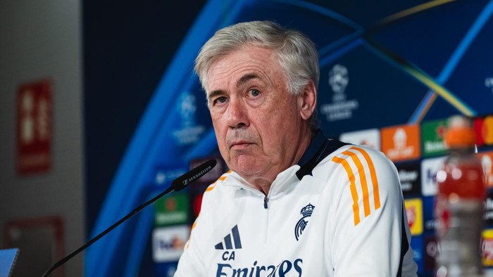 MADRID, SPAIN - FEBRUARY 18: Carlo Ancelotti, head coach of Real Madrid CF, seen speaking during the UEFA Champions League 2024/25 League Knockout Play-off Second Leg Training And Press Conference at Ciudad Real Madrid on February 18, 2025 in Madrid, Spain. (Photo by Alberto Gardin/Eurasia Sport Images/Getty Images)