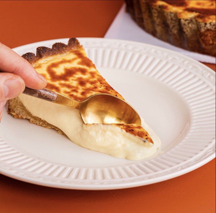 Cheesecake viral Gading Serpong