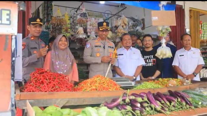 Forkopimda Ngawi cek harga bahan pokok di pasar jelang Ramadan