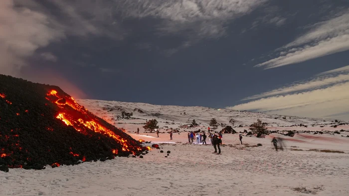 Gunung Etna erupsi