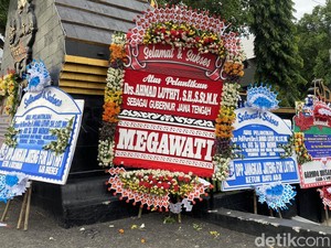 Ada Karangan Bunga Megawati buat Ahmad Luthfi, dari Siapa?